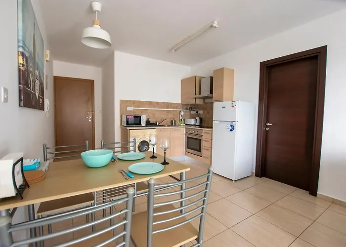 Apartment Glabur - The Master Atelier - City, Free Parking & Wifi, Welcomes You!!! Nicosia