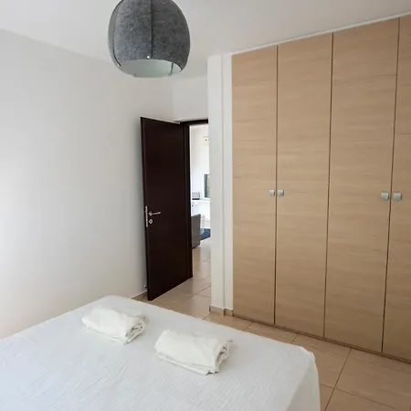 Glabur - The Master Atelier - City, Free Parking & Wifi, Welcomes You!!! Appartamento